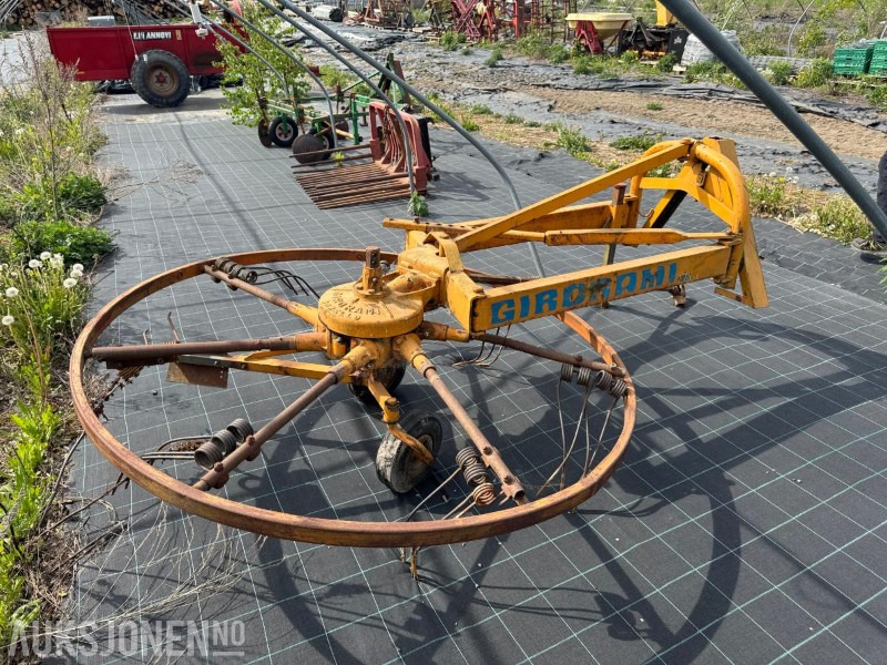 Vender - Agricultural machinery: picture 4 Vender - Agricultural machinery: picture 4