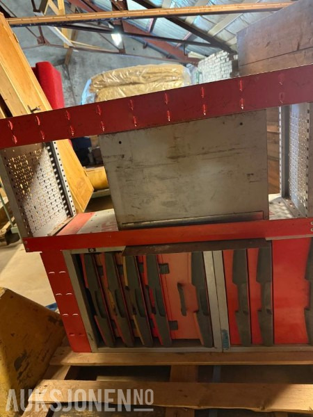 1900 Andre Bilinnredning - Attachment for Construction machinery: picture 5 1900 Andre Bilinnredning - Attachment for Construction machinery: picture 5