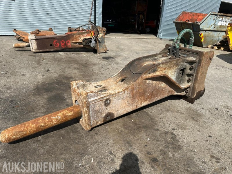 2008 Furukawa F35 pigghammer med OQ80 feste - Attachment for Construction machinery: picture 1 2008 Furukawa F35 pigghammer med OQ80 feste - Attachment for Construction machinery: picture 1