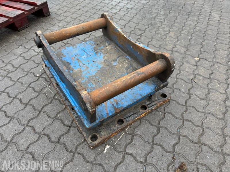 2014 S70 feste - Attachment for Construction machinery: picture 3 2014 S70 feste - Attachment for Construction machinery: picture 3