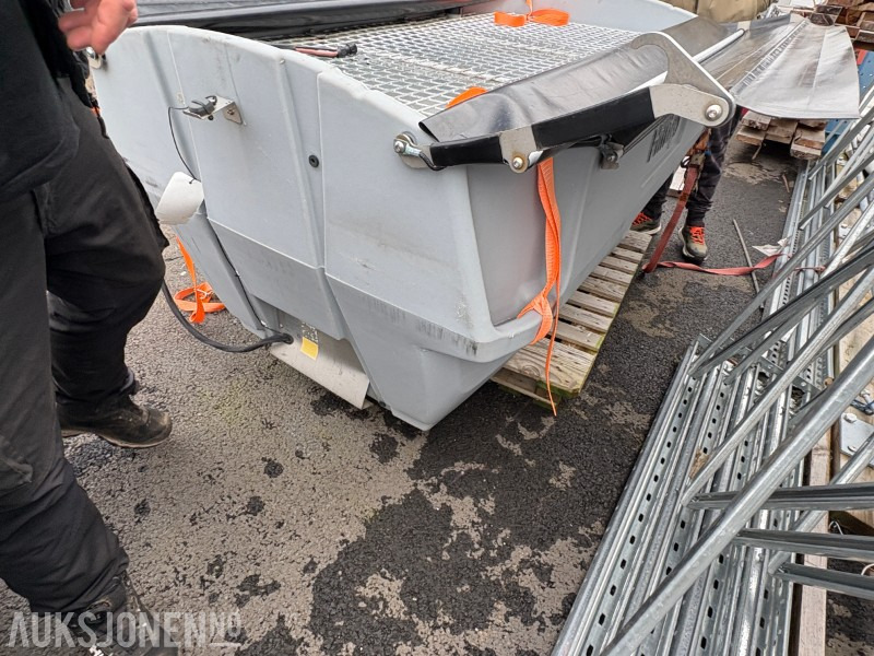 2019 Strøkasse Hilltip IceStriker 850 - Attachment for Construction machinery: picture 4 2019 Strøkasse Hilltip IceStriker 850 - Attachment for Construction machinery: picture 4
