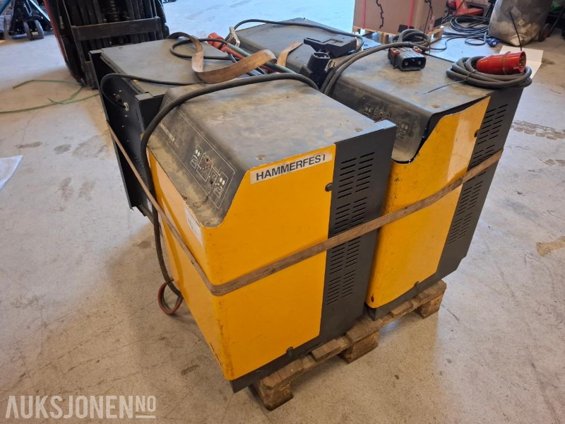 4 stk Jungheinrich batterilader til truck - Attachment for Construction machinery: picture 1 4 stk Jungheinrich batterilader til truck - Attachment for Construction machinery: picture 1
