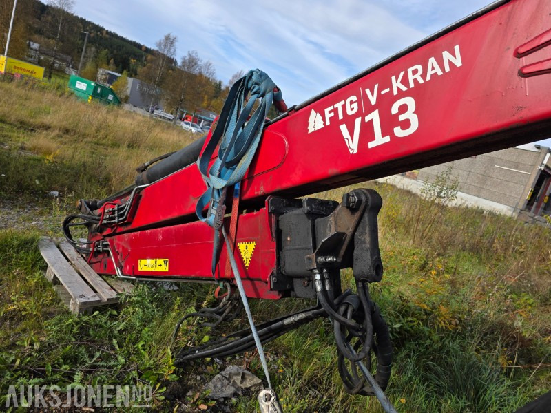 FTG-tømmerkran V13SR - Attachment for Construction machinery: picture 4 FTG-tømmerkran V13SR - Attachment for Construction machinery: picture 4