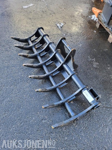 HARDLIFE 2.5-3 TONN ROT RAKE S40 - 1300MM - Attachment for Construction machinery: picture 2 HARDLIFE 2.5-3 TONN ROT RAKE S40 - 1300MM - Attachment for Construction machinery: picture 2