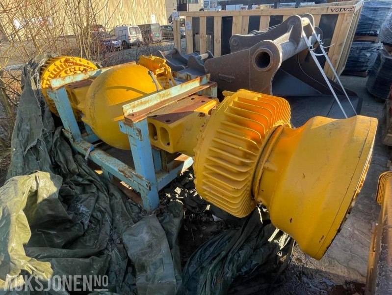 Komplett aksling til L350H hjullaster. - Attachment for Construction machinery: picture 5 Komplett aksling til L350H hjullaster. - Attachment for Construction machinery: picture 5