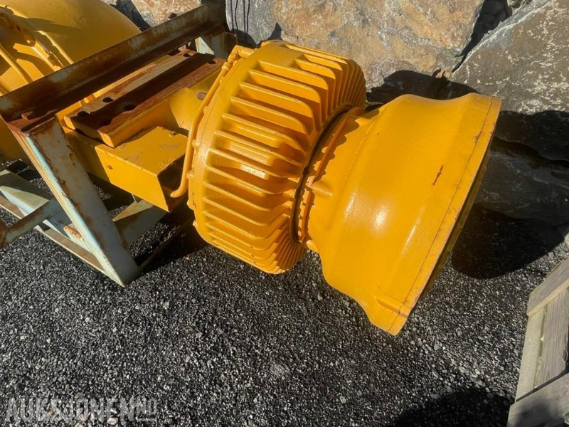Komplett aksling til L350H hjullaster. - Attachment for Construction machinery: picture 2 Komplett aksling til L350H hjullaster. - Attachment for Construction machinery: picture 2