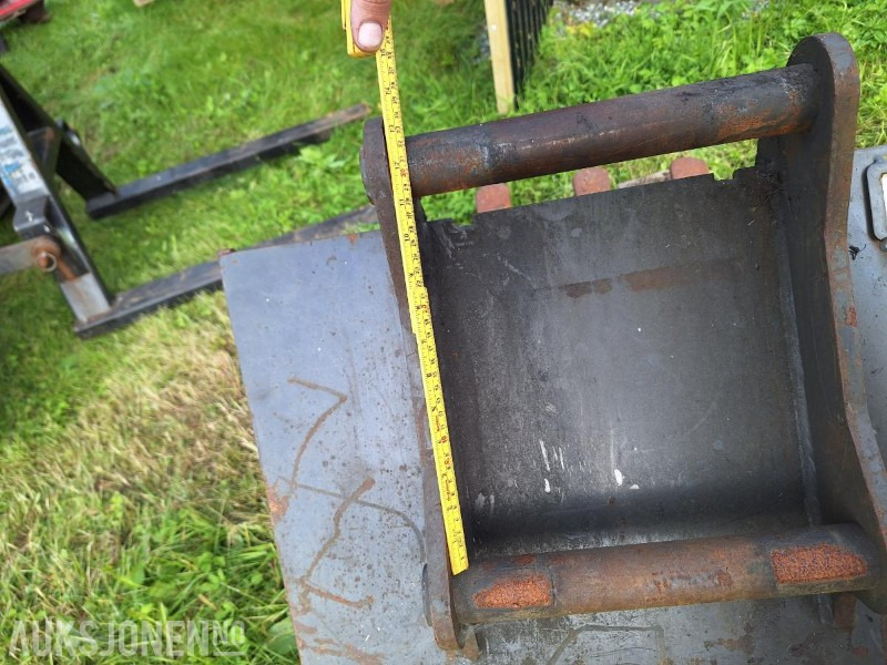 SMP S45 Hydrema Graveskuffe - Attachment for Construction machinery: picture 5 SMP S45 Hydrema Graveskuffe - Attachment for Construction machinery: picture 5