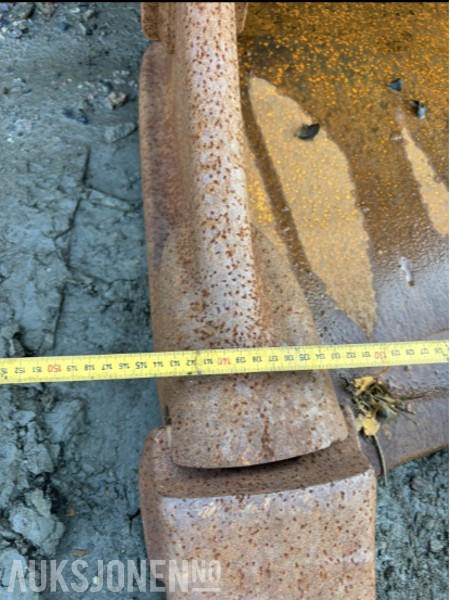 Tannskuffe med KM2 feste - Attachment for Construction machinery: picture 2 Tannskuffe med KM2 feste - Attachment for Construction machinery: picture 2