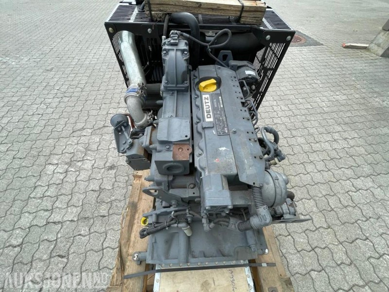UBRUKT 2012 Deutz TCD 2012 L04 2V Motor - Hydraulikkpumpe - Styreskap/startskap - UBRUKT - Kjøpt inn for å passe til Powerscreen Warrior og Chieftain 1400. - Attachment for Construction machinery: picture 2 UBRUKT 2012 Deutz TCD 2012 L04 2V Motor - Hydraulikkpumpe - Styreskap/startskap - UBRUKT - Kjøpt inn for å passe til Powerscreen Warrior og Chieftain 1400. - Attachment for Construction machinery: picture 2