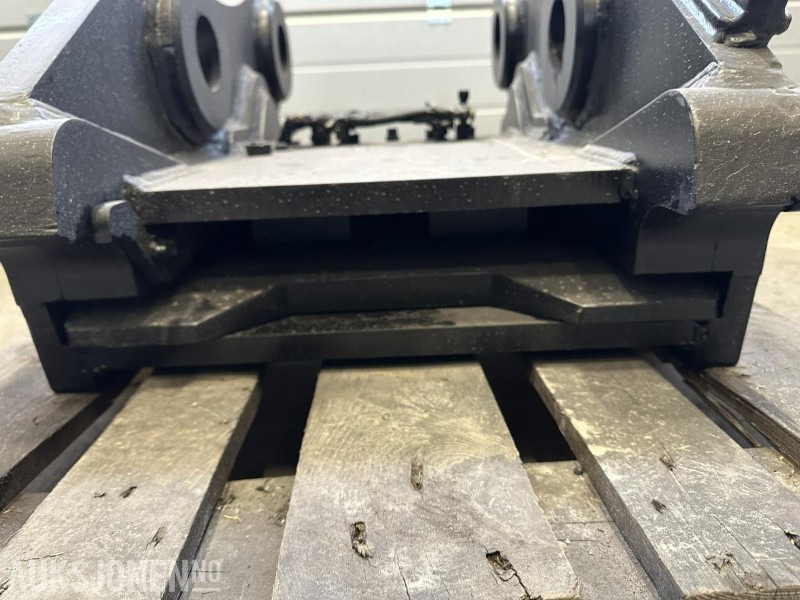 UBRUKT Götene Hydraulisk HK-feste G90 - Attachment for Construction machinery: picture 2 UBRUKT Götene Hydraulisk HK-feste G90 - Attachment for Construction machinery: picture 2