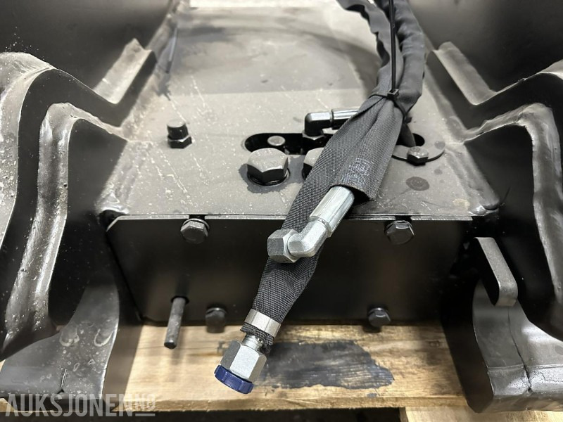UBRUKT Götene Hydraulisk HK-feste S70 - Attachment for Construction machinery: picture 4 UBRUKT Götene Hydraulisk HK-feste S70 - Attachment for Construction machinery: picture 4