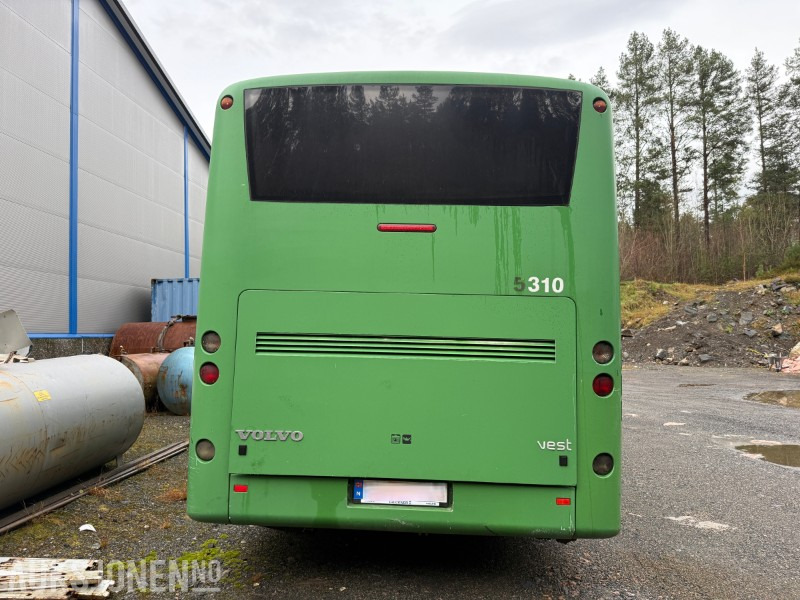 2006 Volvo B12B 4X2 - Campingbuss - Festivalbuss - Handicapheis - Solcelleanlegg - Bus: picture 3 2006 Volvo B12B 4X2 - Campingbuss - Festivalbuss - Handicapheis - Solcelleanlegg - Bus: picture 3