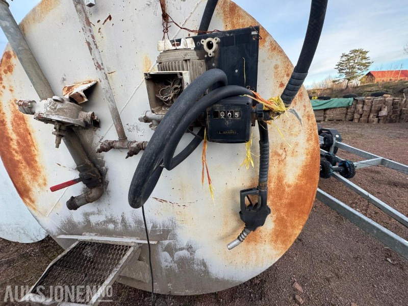 Dieseltank med pumpe - Construction equipment: picture 3 Dieseltank med pumpe - Construction equipment: picture 3