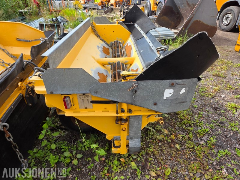Falköping Falköping LB 1000 BLU Etterhengende Strøapparat - Construction equipment: picture 5 Falköping Falköping LB 1000 BLU Etterhengende Strøapparat - Construction equipment: picture 5
