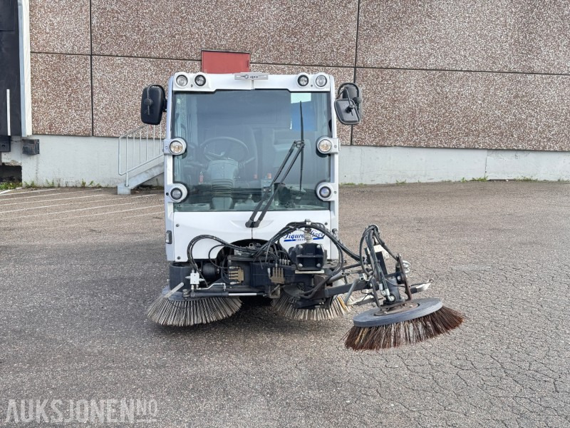2017 Bucher CityCat 2020XL Feiemaskin / Euro 6 - Industrial equipment: picture 2 2017 Bucher CityCat 2020XL Feiemaskin / Euro 6 - Industrial equipment: picture 2
