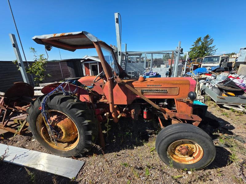 International Traktor - Farm tractor: picture 3 International Traktor - Farm tractor: picture 3