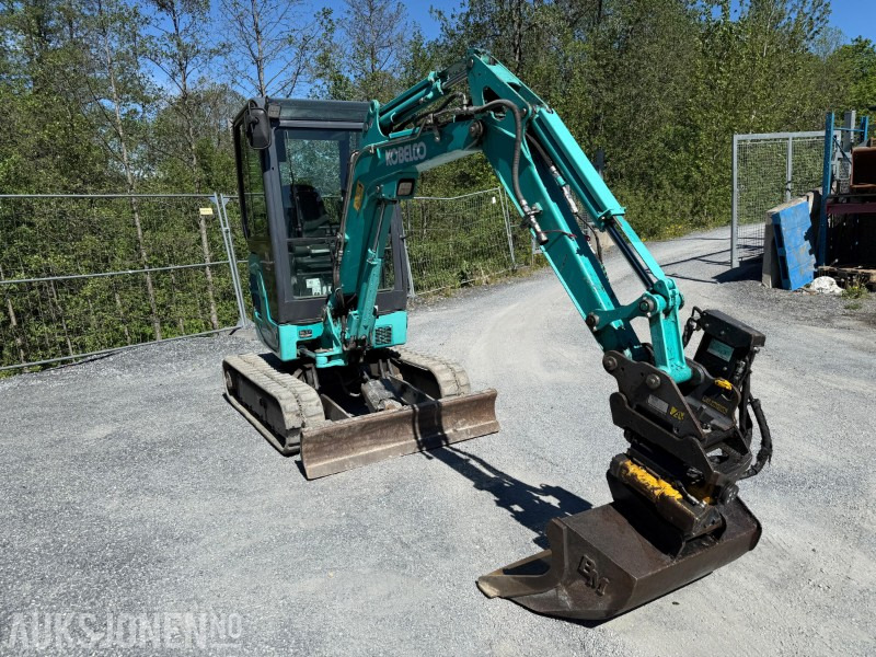 Kobelco SK22 minigraver, Engcon Tiltrotator, pigghammer, 2 skuffer, lys - Excavator: picture 3 Kobelco SK22 minigraver, Engcon Tiltrotator, pigghammer, 2 skuffer, lys - Excavator: picture 3