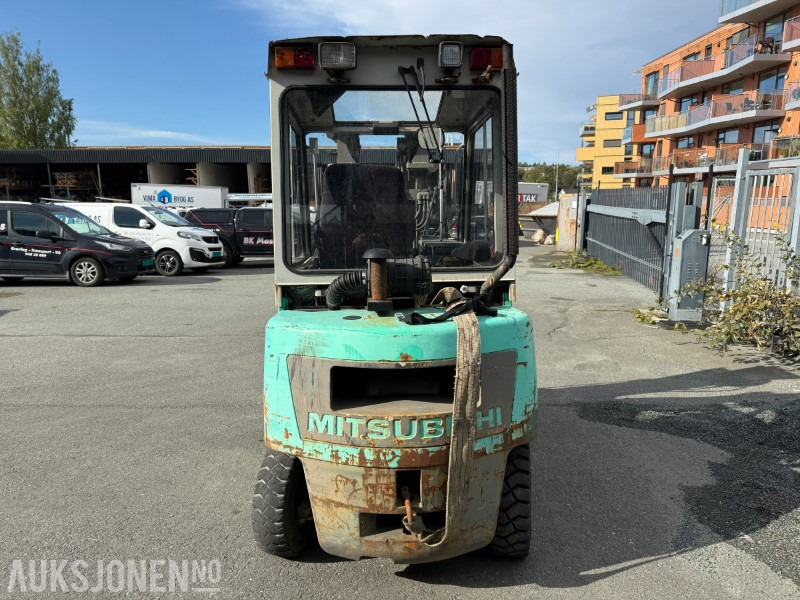 1993 Mitsubishi FD25 Gaffeltruck – 2,5 tonn - Material handling equipment: picture 4 1993 Mitsubishi FD25 Gaffeltruck – 2,5 tonn - Material handling equipment: picture 4