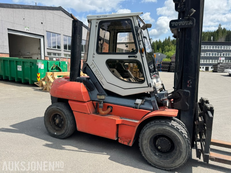 2000 Toyota 5FD70 TRUCK MED HIPPE TILT CABIN, LØFTEHØYDE 6000 MM - Material handling equipment: picture 4 2000 Toyota 5FD70 TRUCK MED HIPPE TILT CABIN, LØFTEHØYDE 6000 MM - Material handling equipment: picture 4