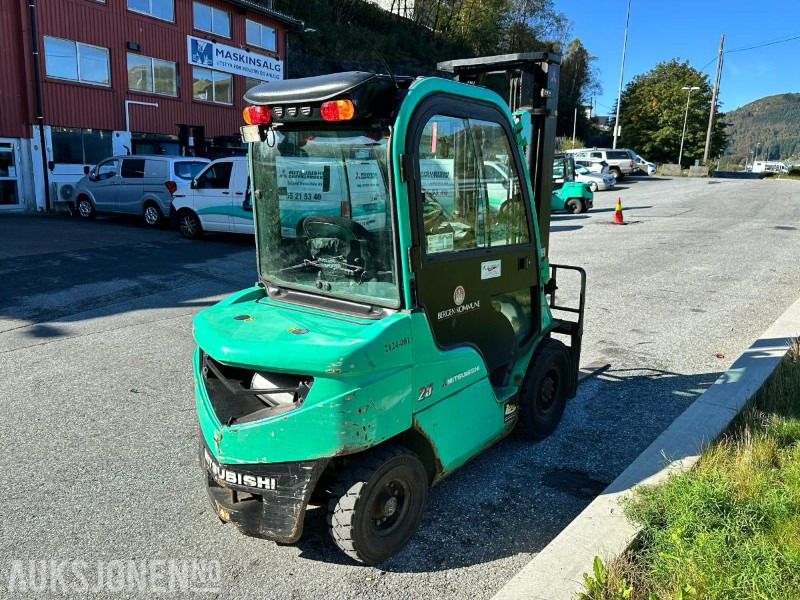 2006 Mitsubishi FD25N Dieseltruck – 2,5 tonn/nysertifisert, 1570 timer - Material handling equipment: picture 5 2006 Mitsubishi FD25N Dieseltruck – 2,5 tonn/nysertifisert, 1570 timer - Material handling equipment: picture 5