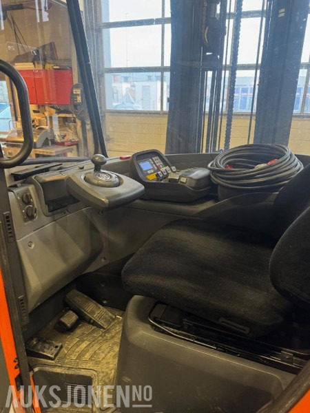 2010 Skyvemastertruck - BT RRE200ECC servicer fulgt Varmeapp Kamera - Material handling equipment: picture 5 2010 Skyvemastertruck - BT RRE200ECC servicer fulgt Varmeapp Kamera - Material handling equipment: picture 5
