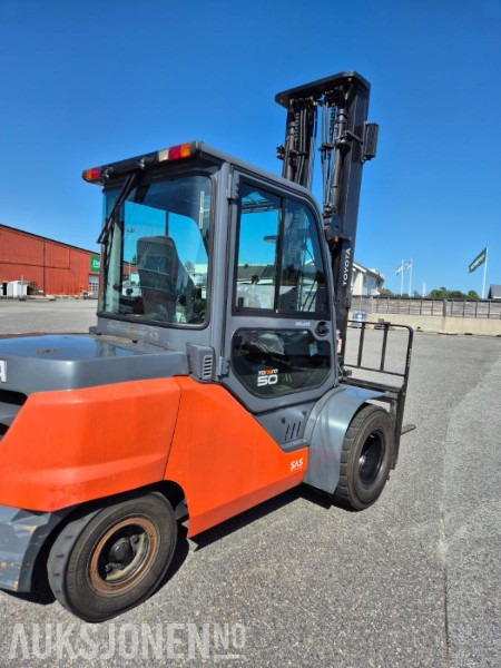 2018 Toyota 40-8FD50N | 5 tonns motvektstruck | 5991 timer - Material handling equipment: picture 3 2018 Toyota 40-8FD50N | 5 tonns motvektstruck | 5991 timer - Material handling equipment: picture 3