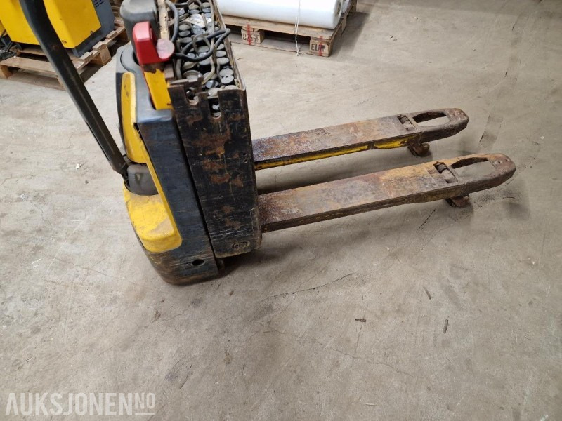 Jungheinrich EJE 116 - Material handling equipment: picture 2 Jungheinrich EJE 116 - Material handling equipment: picture 2