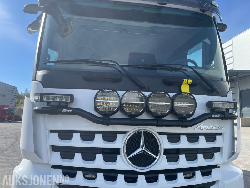 Mercedes-Benz Arocs 4X4 Kombibil - Tipper: picture 4 Mercedes-Benz Arocs 4X4 Kombibil - Tipper: picture 4