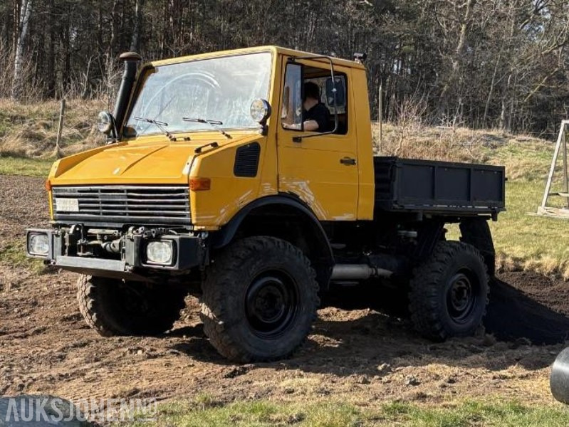 1979 Mercedes-Benz Unimog 424 U1000 - 509 Motorredskap - 4X4 TIPP KRAFTUTTAK - Municipal/ Special vehicle: picture 1 1979 Mercedes-Benz Unimog 424 U1000 - 509 Motorredskap - 4X4 TIPP KRAFTUTTAK - Municipal/ Special vehicle: picture 1