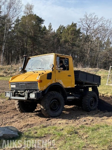 1979 Mercedes-Benz Unimog 424 U1000 - 509 Motorredskap - 4X4 TIPP KRAFTUTTAK - Municipal/ Special vehicle: picture 4 1979 Mercedes-Benz Unimog 424 U1000 - 509 Motorredskap - 4X4 TIPP KRAFTUTTAK - Municipal/ Special vehicle: picture 4