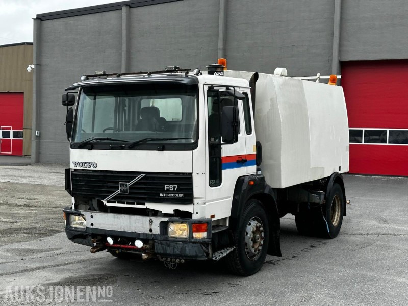 1995 Volvo FS 718 4x2 Sopebil/Feiebil - Municipal/ Special vehicle: picture 1 1995 Volvo FS 718 4x2 Sopebil/Feiebil - Municipal/ Special vehicle: picture 1