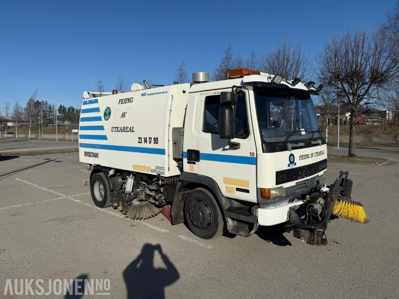 1997 DAF 45 180 TI feiebil, tilhengerfeste, nytt sug, kamera, ekstralys - Municipal/ Special vehicle: picture 3 1997 DAF 45 180 TI feiebil, tilhengerfeste, nytt sug, kamera, ekstralys - Municipal/ Special vehicle: picture 3