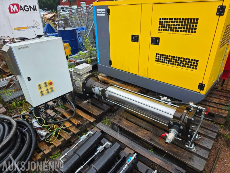 Pentax vertikal flerstegs pumpe og koblingsskap med elektriske komponenter - Construction equipment: picture 1 Pentax vertikal flerstegs pumpe og koblingsskap med elektriske komponenter - Construction equipment: picture 1