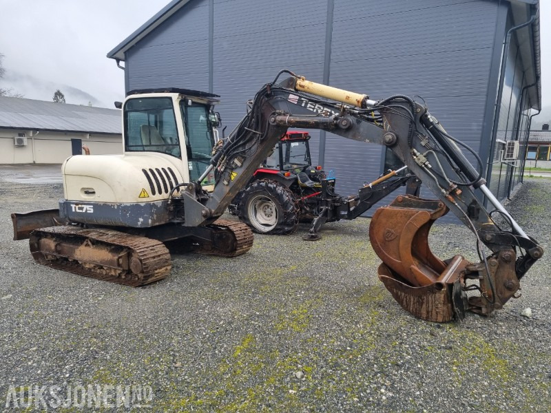 Terex TC75- Terex TC75 - hydraulisk puss, graveskuffe, skjær, to-delt bom. - Excavator: picture 1 Terex TC75- Terex TC75 - hydraulisk puss, graveskuffe, skjær, to-delt bom. - Excavator: picture 1