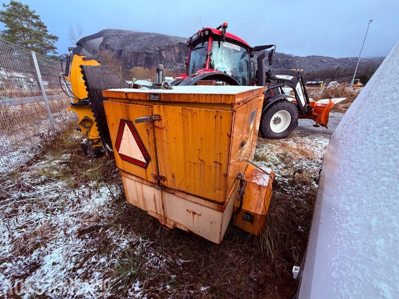 Tilhenger Kompressor O.MALMKVIST AB BINI 610 - Rep objekt - Construction equipment: picture 3 Tilhenger Kompressor O.MALMKVIST AB BINI 610 - Rep objekt - Construction equipment: picture 3