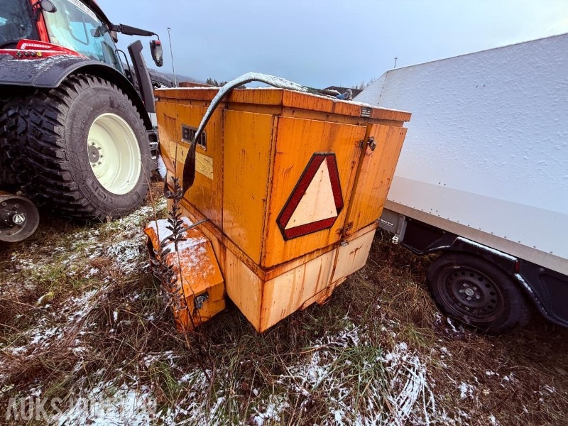 Tilhenger Kompressor O.MALMKVIST AB BINI 610 - Rep objekt - Construction equipment: picture 5 Tilhenger Kompressor O.MALMKVIST AB BINI 610 - Rep objekt - Construction equipment: picture 5