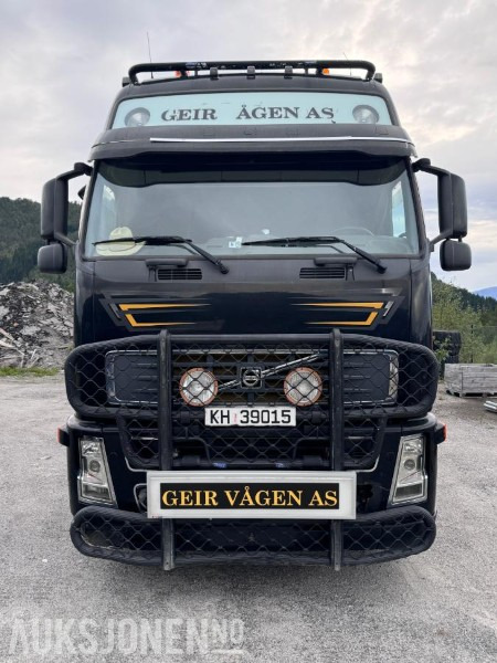 2006 Volvo FH-16 GLOBETROTTER - Med Carnehl tippsemi - 6x4 - Tipphydraulikk - Helluft - Nylig EU godkjent - Tractor unit: picture 2 2006 Volvo FH-16 GLOBETROTTER - Med Carnehl tippsemi - 6x4 - Tipphydraulikk - Helluft - Nylig EU godkjent - Tractor unit: picture 2