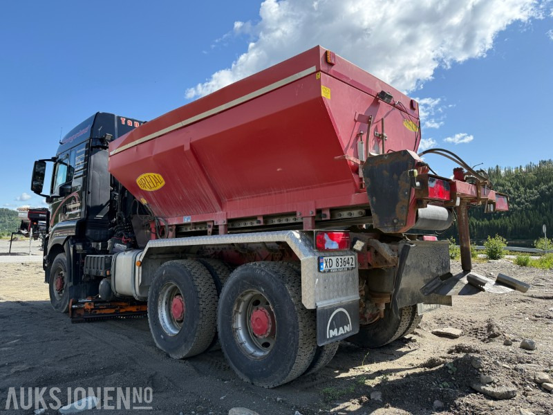 2012 MAN TGS 33.540 6x6 brøyterigget kombibil med Bredal Strøer - Tractor unit: picture 4 2012 MAN TGS 33.540 6x6 brøyterigget kombibil med Bredal Strøer - Tractor unit: picture 4