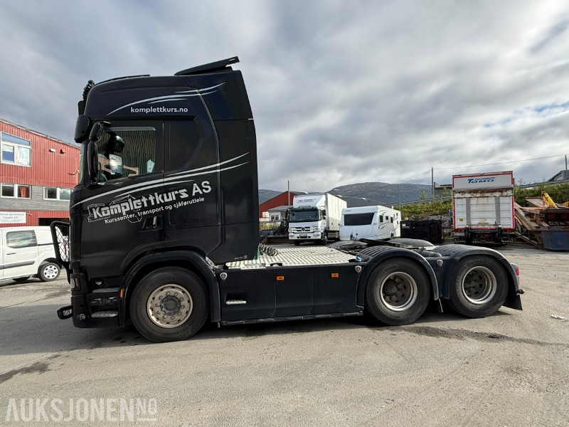 2020 Scania S-serie S730 V8 6x4 tandem - Tractor unit: picture 2 2020 Scania S-serie S730 V8 6x4 tandem - Tractor unit: picture 2