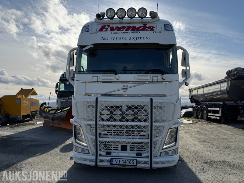 Volvo FH540 6x4 – 2019-modell | Tandemtrekker med tipp-hydraulikk, luftfjæring og retarder - Tractor unit: picture 5 Volvo FH540 6x4 – 2019-modell | Tandemtrekker med tipp-hydraulikk, luftfjæring og retarder - Tractor unit: picture 5