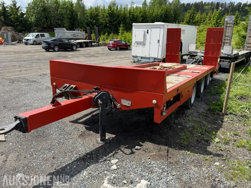 2012 Predator 3-akslet maskinsemi / 20t nyttelast / maskinhenger / kjøreramper - Trailer: picture 1 2012 Predator 3-akslet maskinsemi / 20t nyttelast / maskinhenger / kjøreramper - Trailer: picture 1