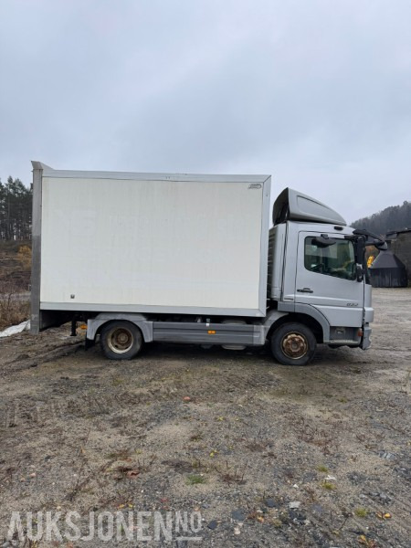 2008 Mercedes-Benz Atego 822 Servicebil / Verkstedvogn m/ Palfinger kran og verkstedinnredning - Truck: picture 4 2008 Mercedes-Benz Atego 822 Servicebil / Verkstedvogn m/ Palfinger kran og verkstedinnredning - Truck: picture 4