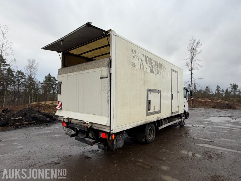 2011 MAN JF/MAN KST01 Lasterom med baklem og Mannskapsrom - Truck: picture 5 2011 MAN JF/MAN KST01 Lasterom med baklem og Mannskapsrom - Truck: picture 5