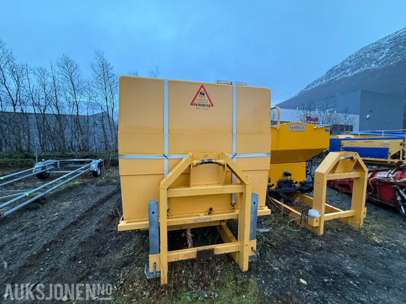 2016 Falköping C7 LTFV2 fastsandspreder - Truck: picture 3 2016 Falköping C7 LTFV2 fastsandspreder - Truck: picture 3