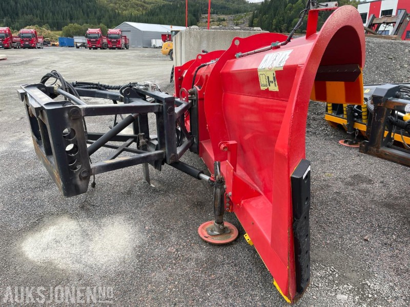 Arctic Machine plog - Truck: picture 4 Arctic Machine plog - Truck: picture 4