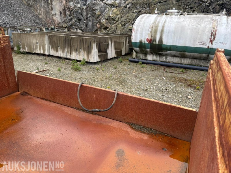 Truck KROKKASSE 5.7M LENGDE. HYDRAULISK AUTOLEM: picture 8 Truck KROKKASSE 5.7M LENGDE. HYDRAULISK AUTOLEM: picture 8