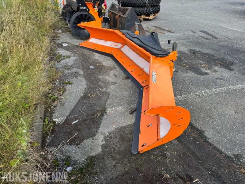 Westbjørn / Hydromann K-3600 kunstgresskjær - Construction equipment: picture 5 Westbjørn / Hydromann K-3600 kunstgresskjær - Construction equipment: picture 5