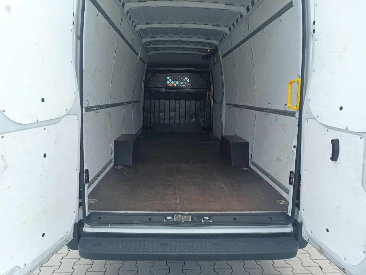 Panel van IVECO Daily 35S16A8V: picture 12