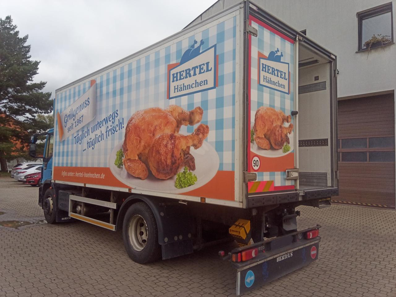 Refrigerator truck IVECO Eurocargo 180E32R/P: picture 10