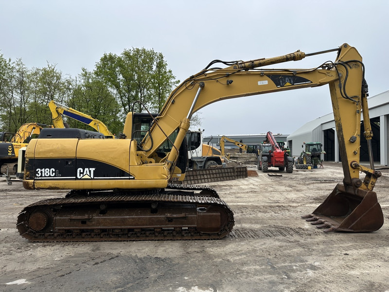 Caterpillar 318 CL - Crawler excavator: picture 4 Caterpillar 318 CL - Crawler excavator: picture 4